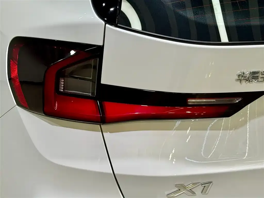 BMW X1 2024 из CN, фото 4