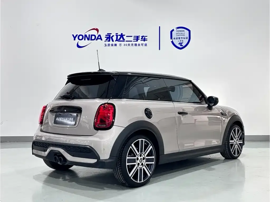 MINI Cooper (3-door) 2024 из CN, фото 6