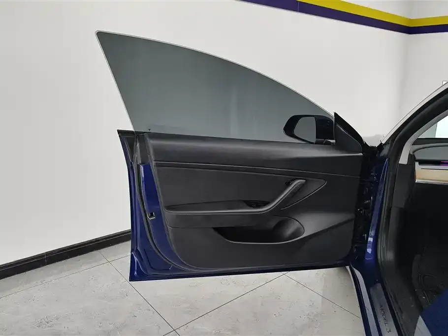 Tesla Model 3 2021 из CN, фото 7