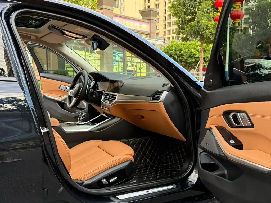 BMW 3 Series 2021 из CN, фото 5
