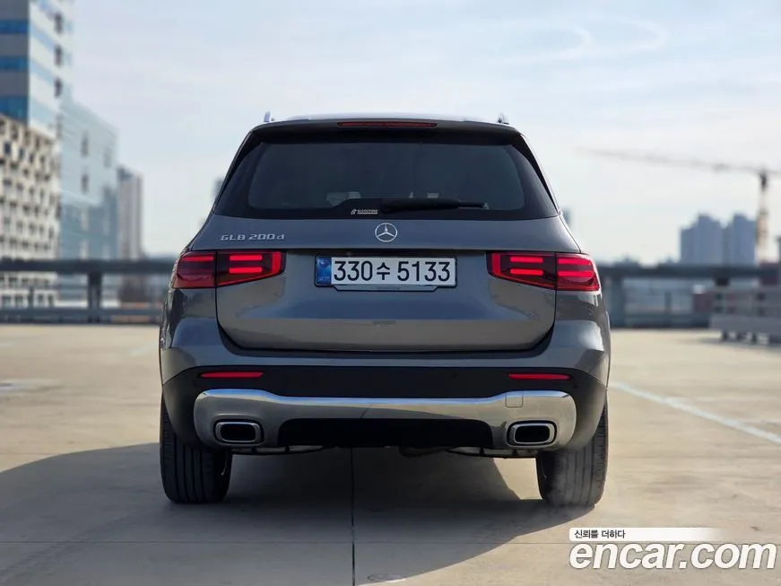 Mercedes-Benz GLB-Class — фото 7