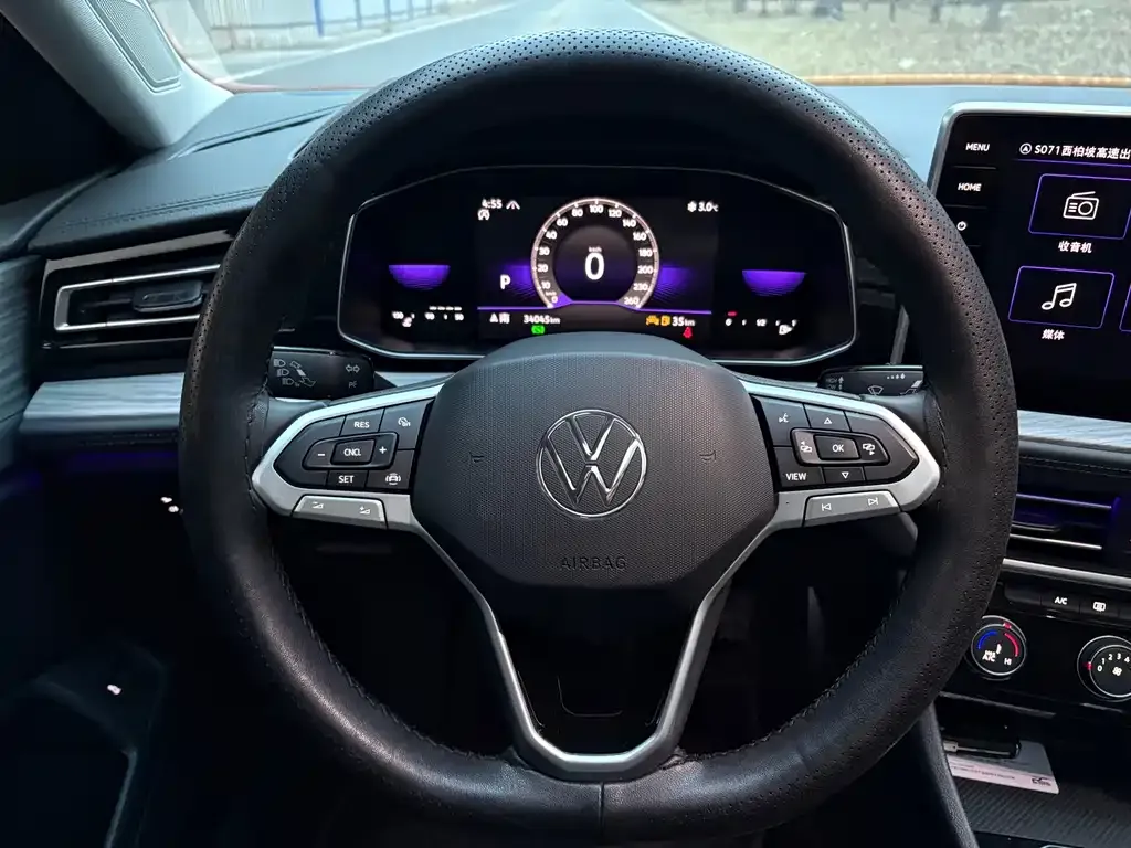 Volkswagen Sagitar 2023 из CN, фото 4