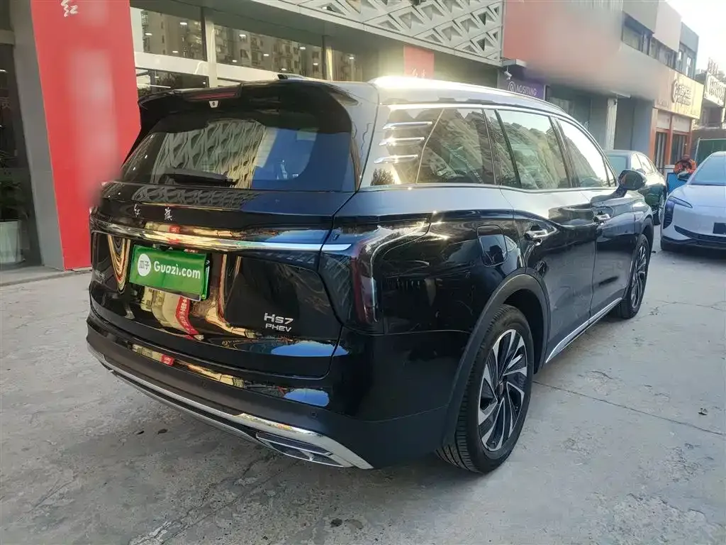Hongqi HS7 PHEV — фото 3