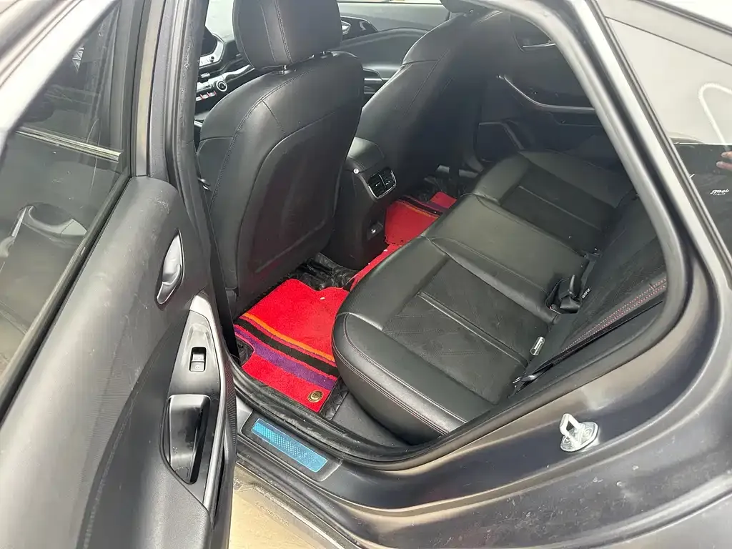 Hyundai Fista 2023 из CN, фото 3