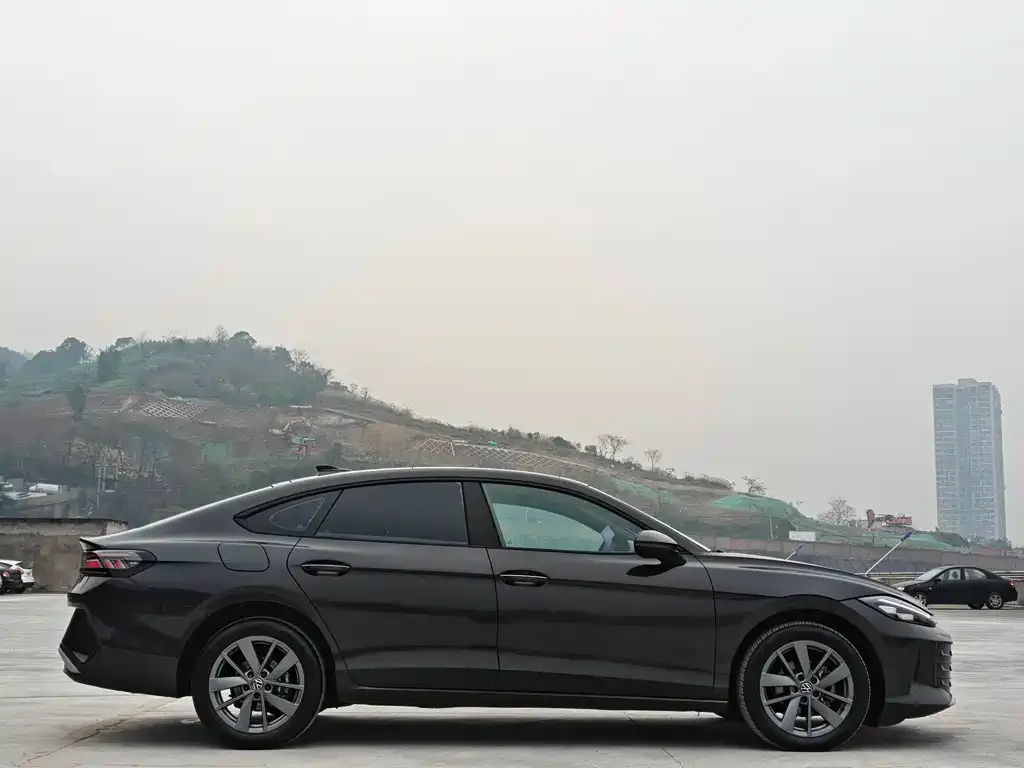 Volkswagen Lamando 2025 из CN, фото 2
