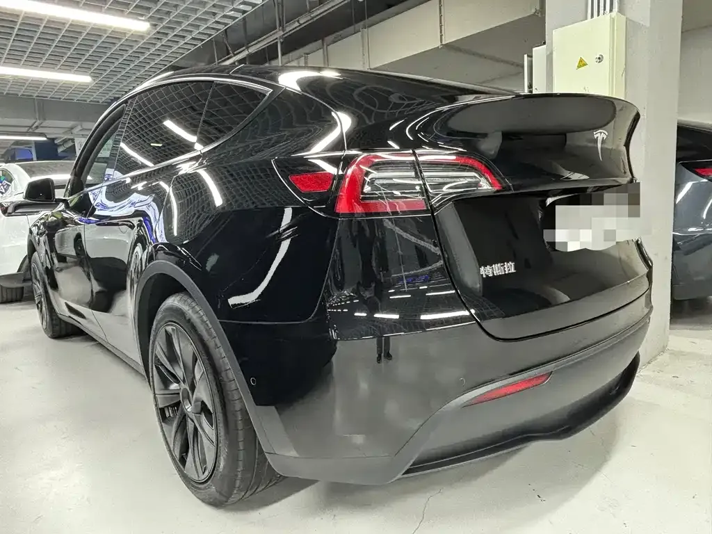 Tesla Model Y 2023 из CN, фото 9