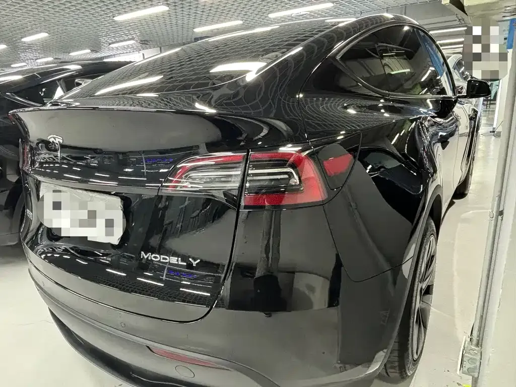 Tesla Model Y 2023 из CN, фото 7