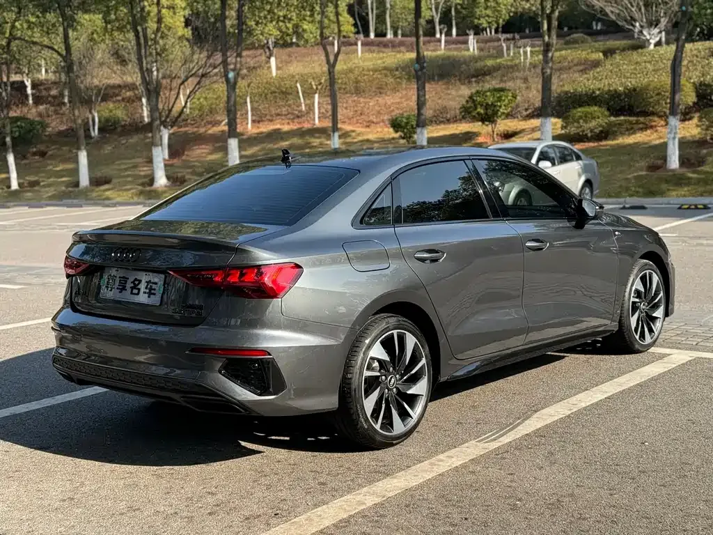 Audi A3 2023 из CN, фото 10