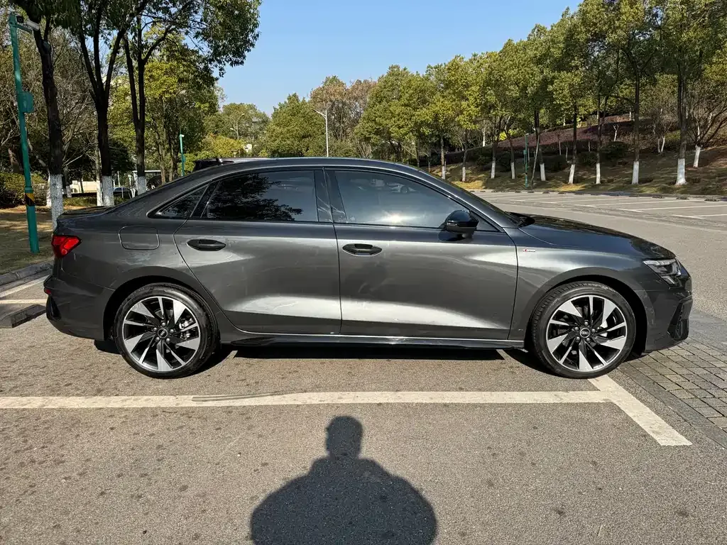 Audi A3 2023 из CN, фото 6