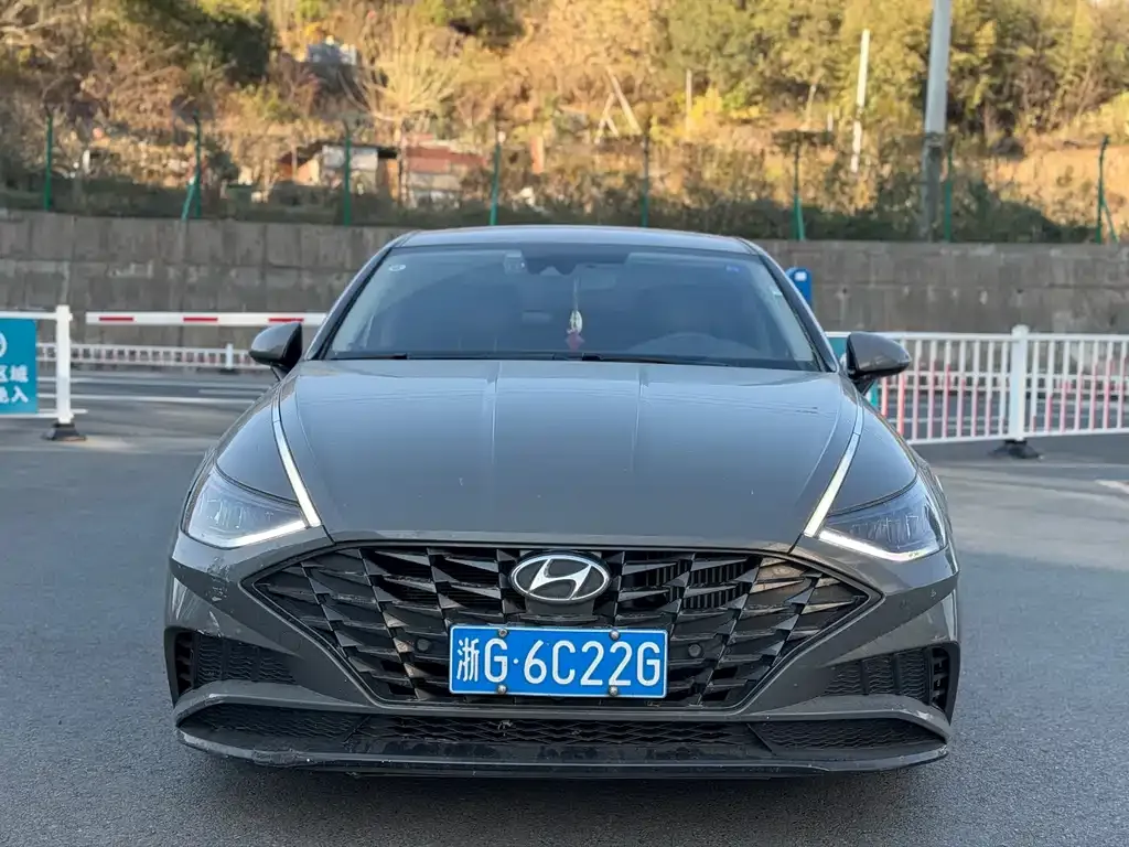 Hyundai Sonata 2022 из CN, фото 8