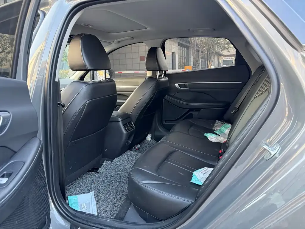 Hyundai Sonata 2022 из CN, фото 5