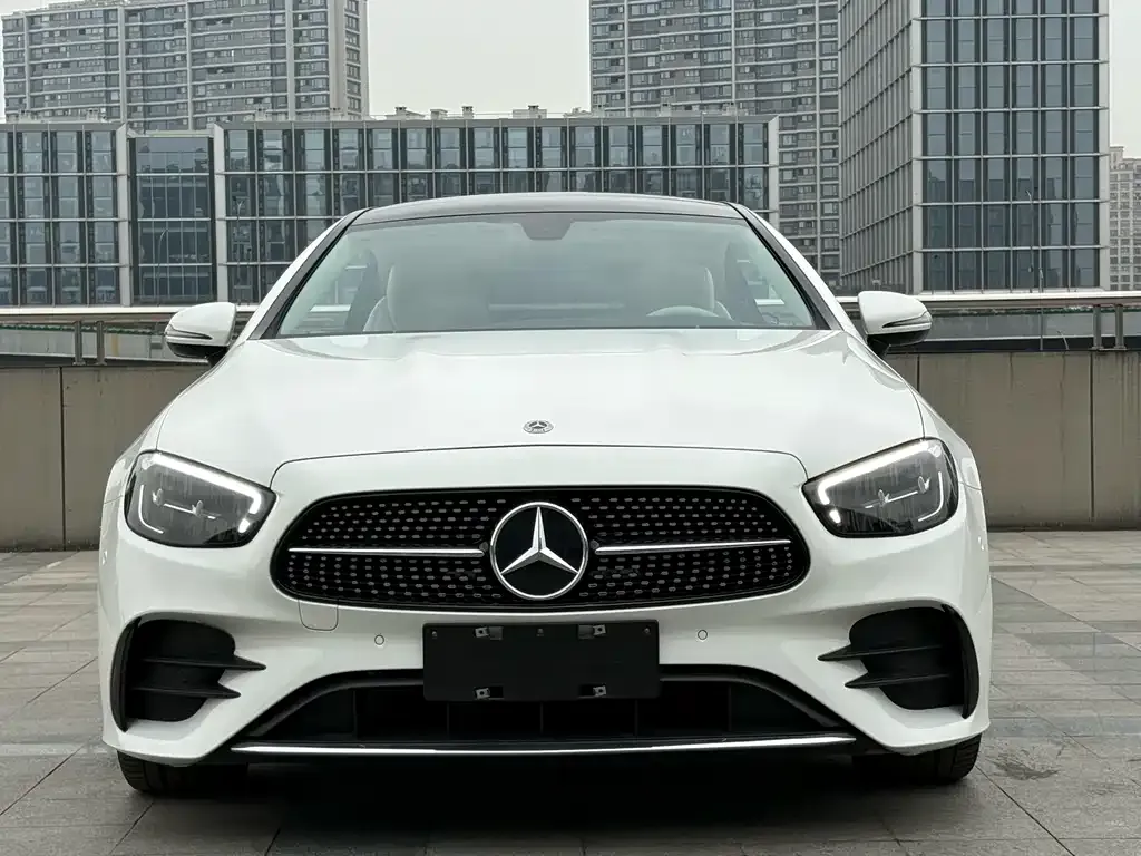 Mercedes-Benz E-Class (Import) — фото 1