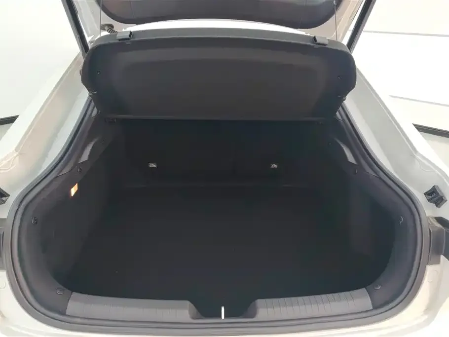 Changan UNI-V iDD 2025 из CN, фото 4