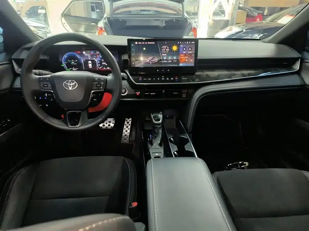 Toyota Camry 2025 из CN, фото 8