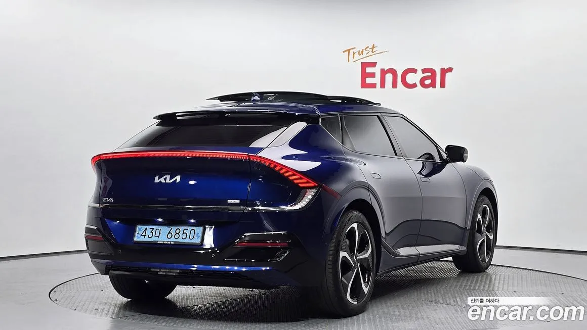 Kia EV6 — фото 7