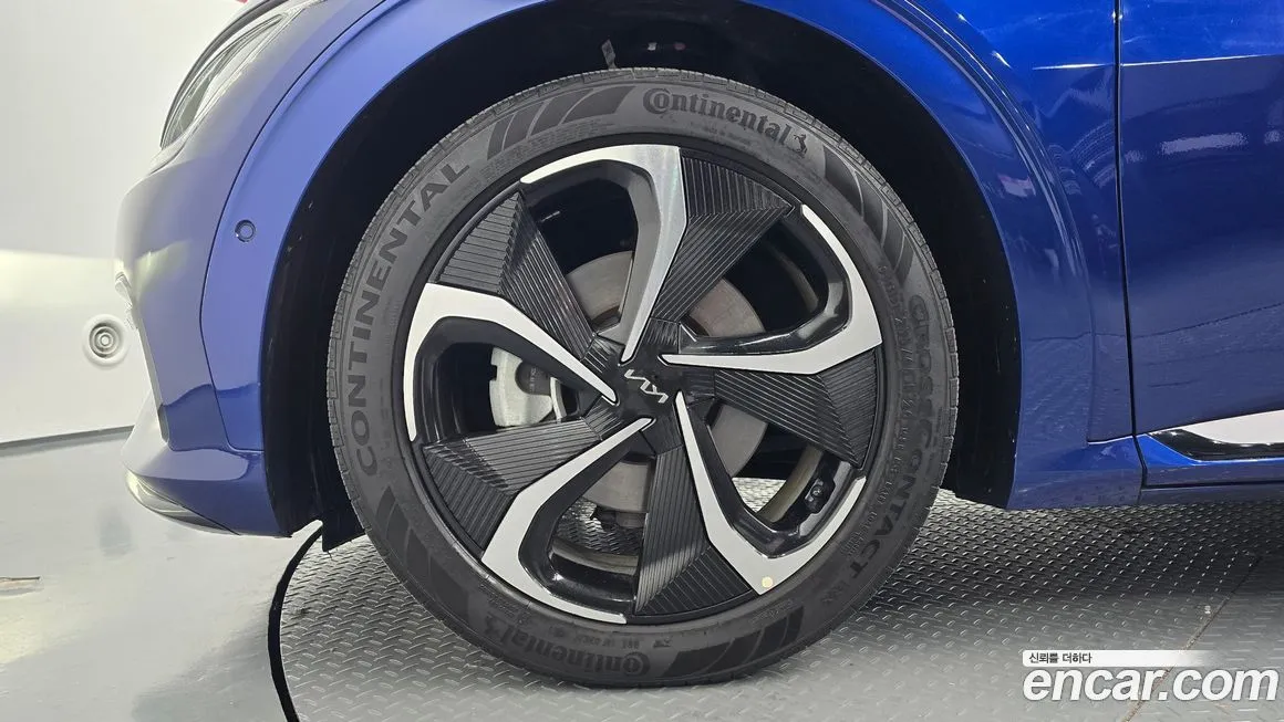 Kia EV6 — фото 5