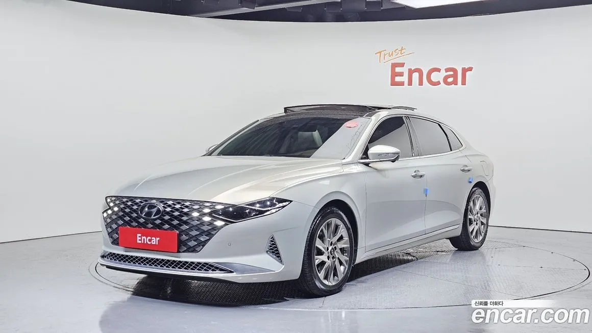 Hyundai Grandeur — фото 1