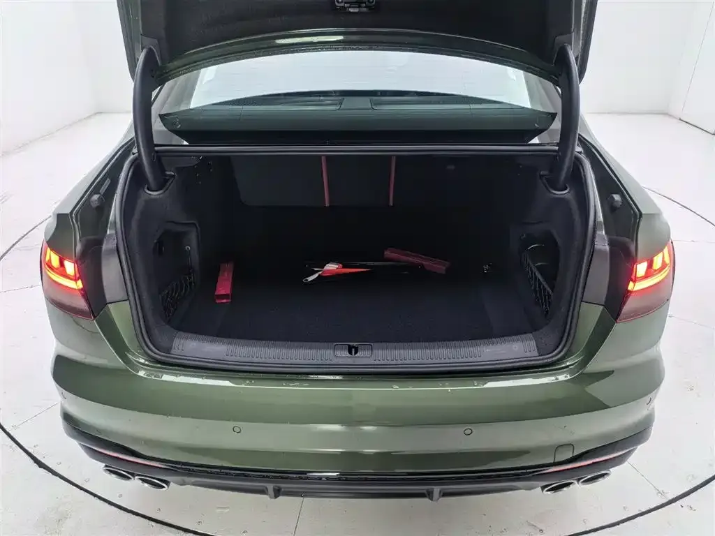Audi S4 2024 из CN, фото 8