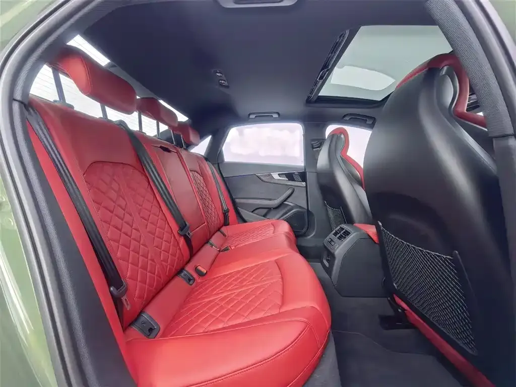Audi S4 2024 из CN, фото 6