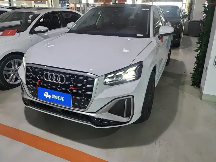 Audi Q2L 2023 из CN, фото 1