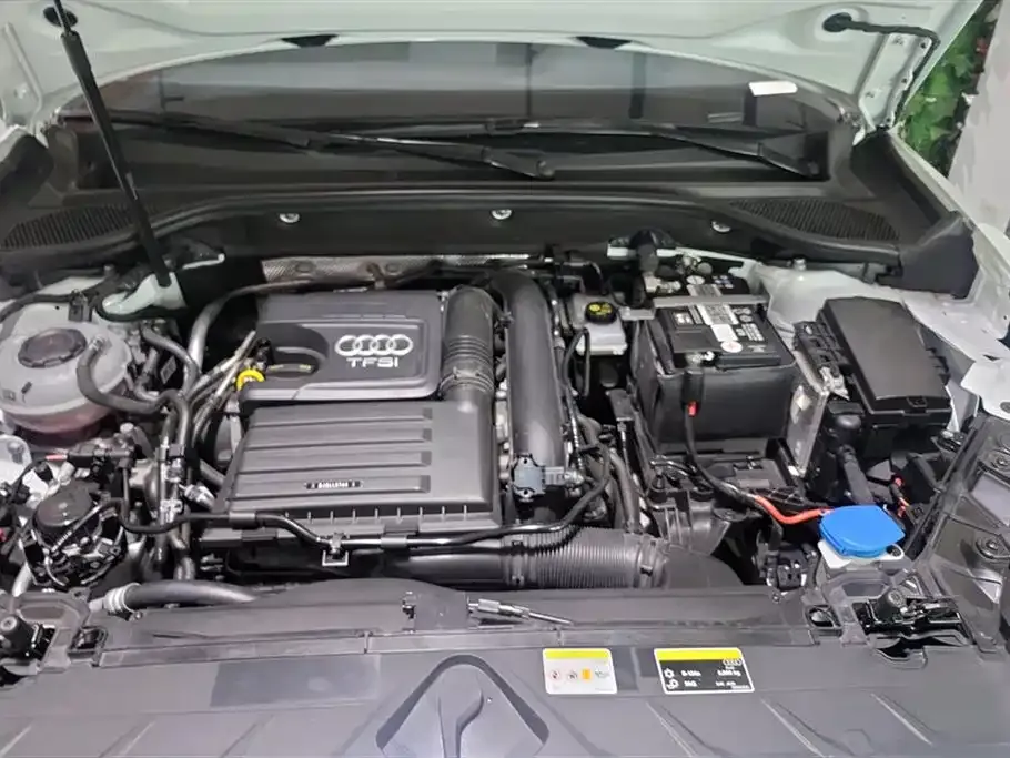 Audi Q2L 2023 из CN, фото 10