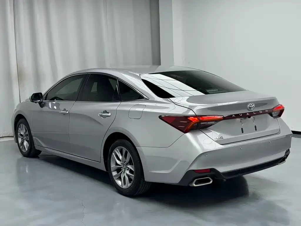 Toyota Avalon 2021 из CN, фото 9
