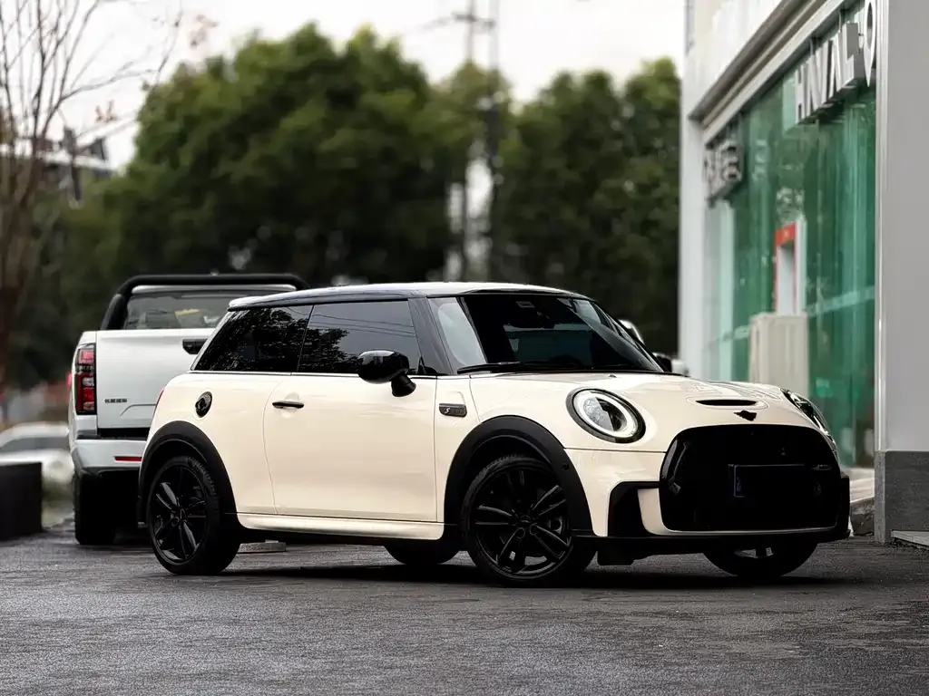 MINI Cooper (3-door) 2024 из CN, фото 8