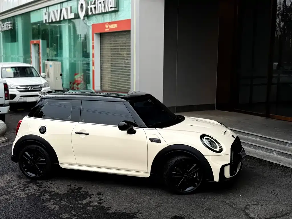 MINI Cooper (3-door) 2024 из CN, фото 5