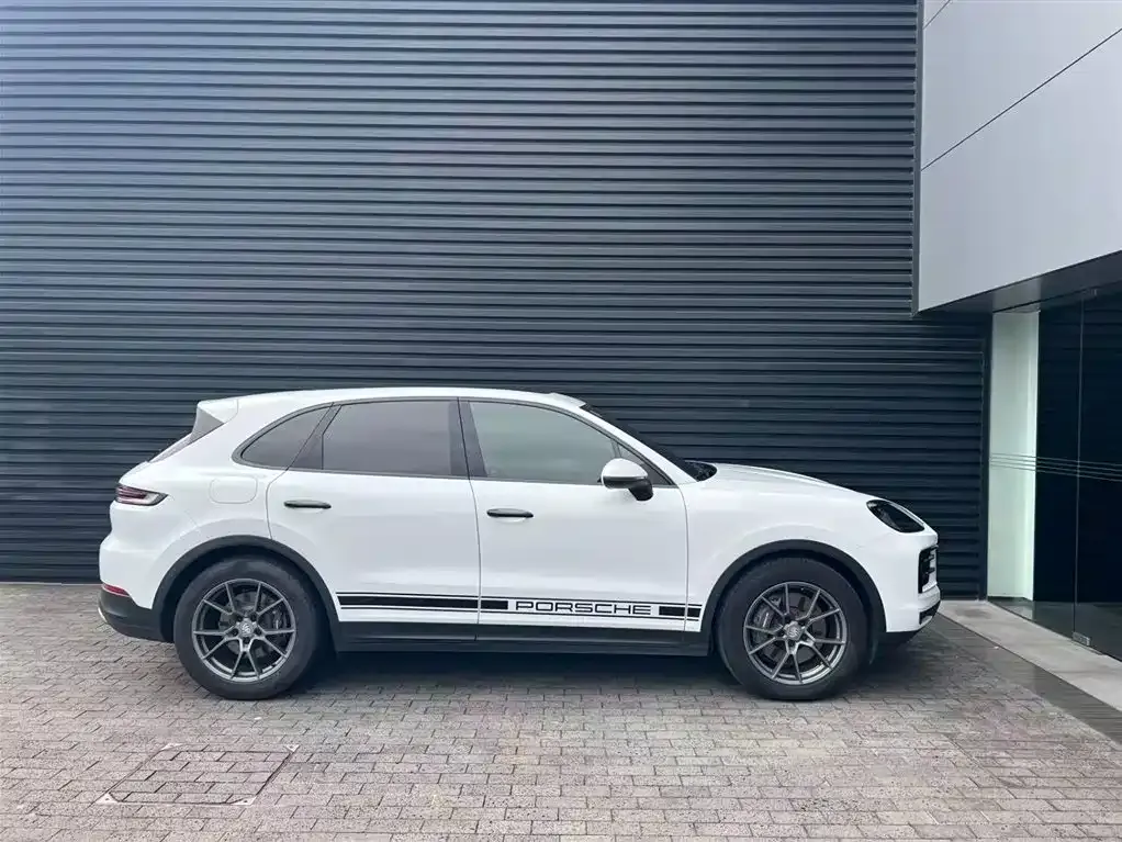 Porsche Cayenne 2024 из CN, фото 2