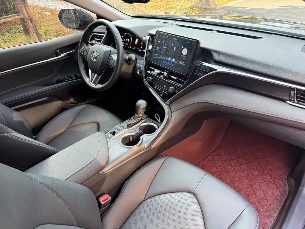 Toyota Camry 2023 из CN, фото 6
