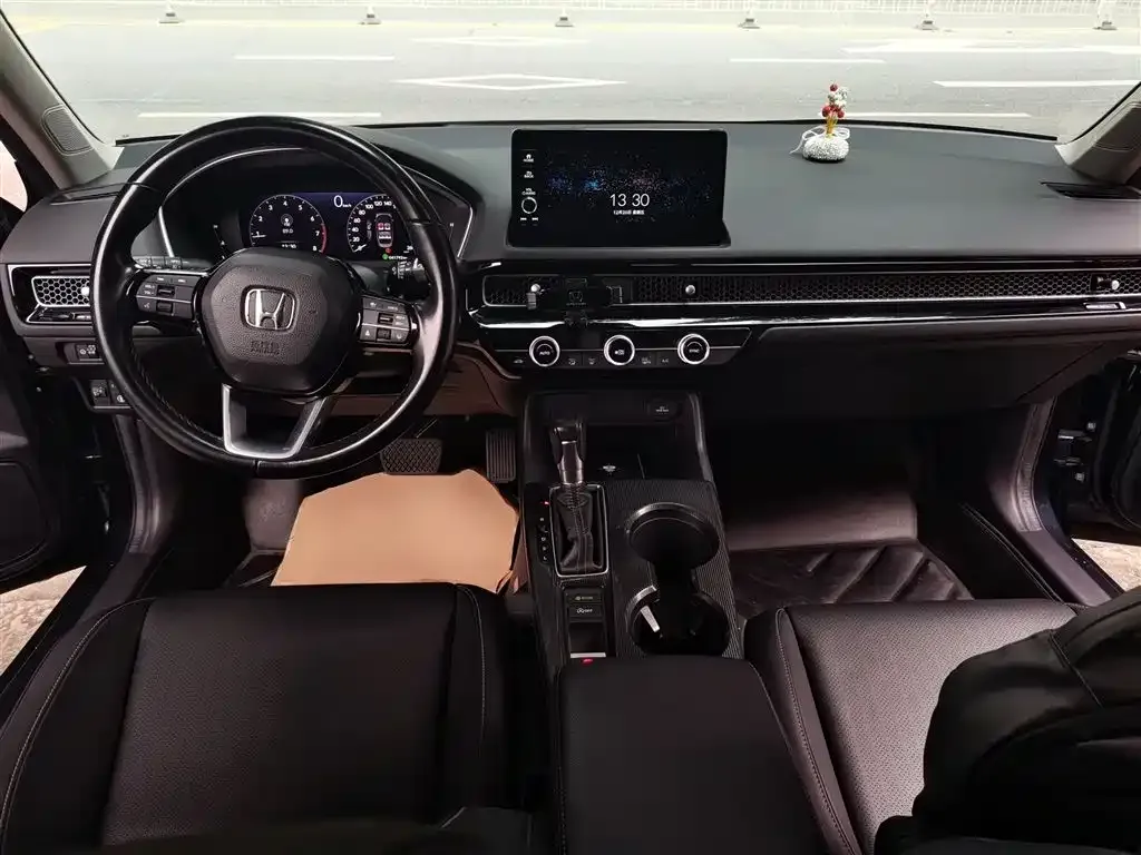 Honda Civic 2022 из CN, фото 2