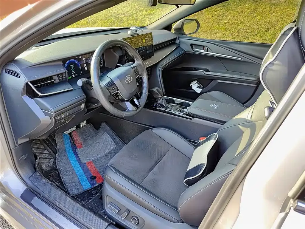 Toyota Camry 2024 из CN, фото 7
