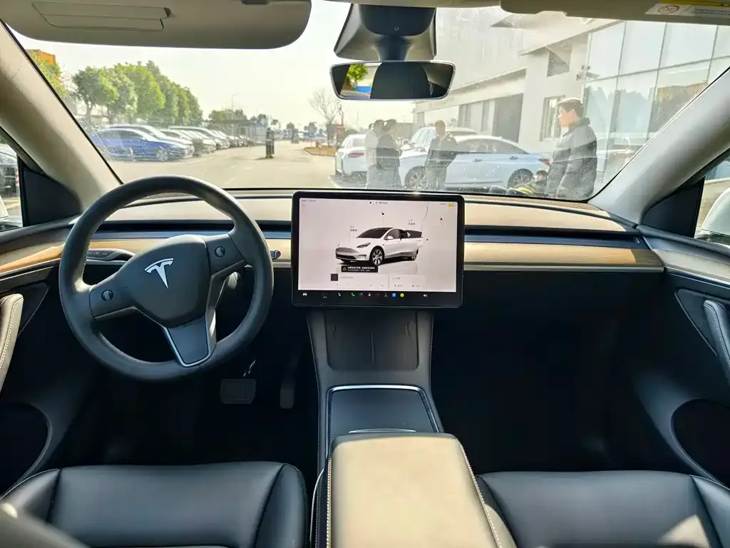 Tesla Model Y 2022 из CN, фото 8