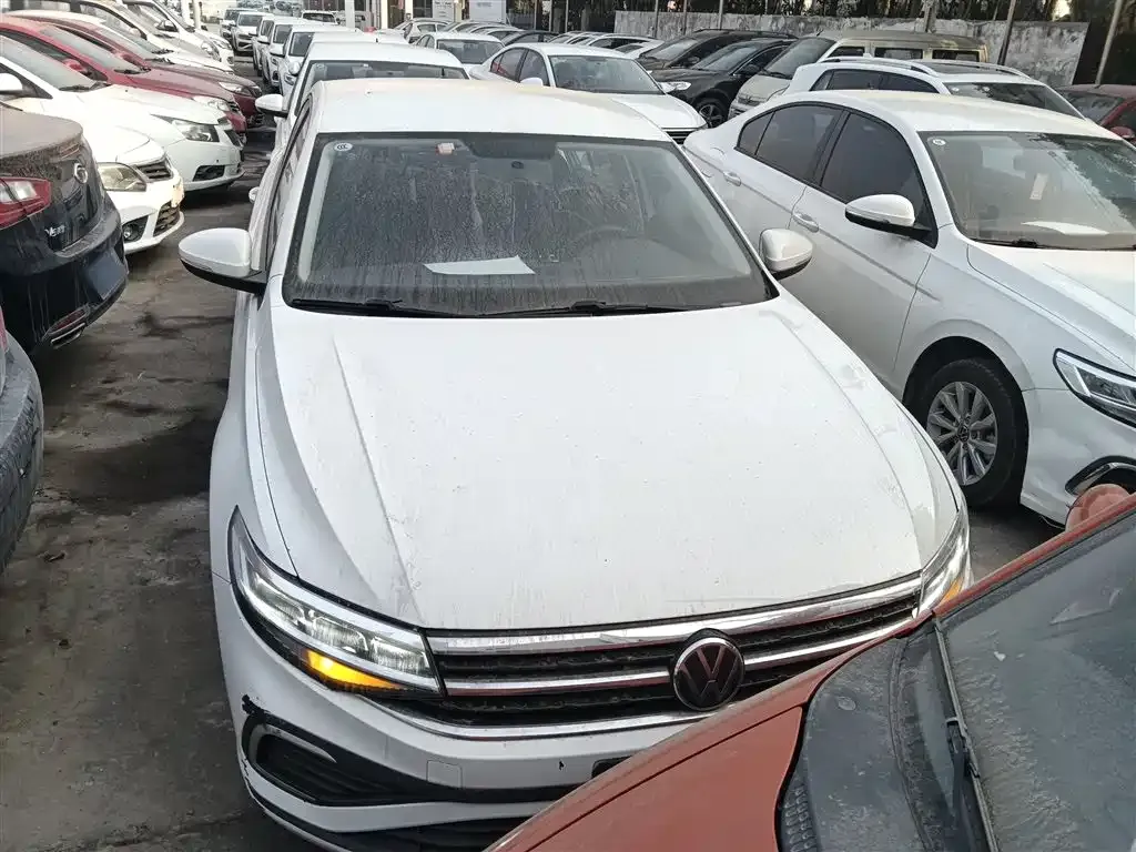 Volkswagen Bora 2024 из CN, фото 5