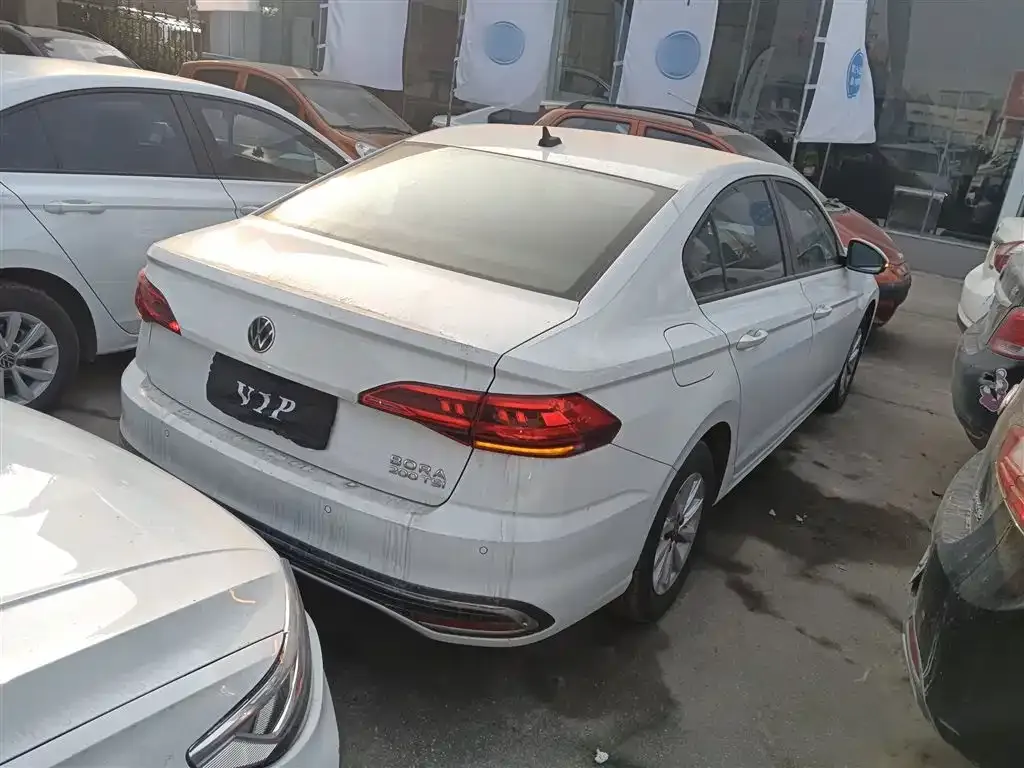 Volkswagen Bora 2024 из CN, фото 7
