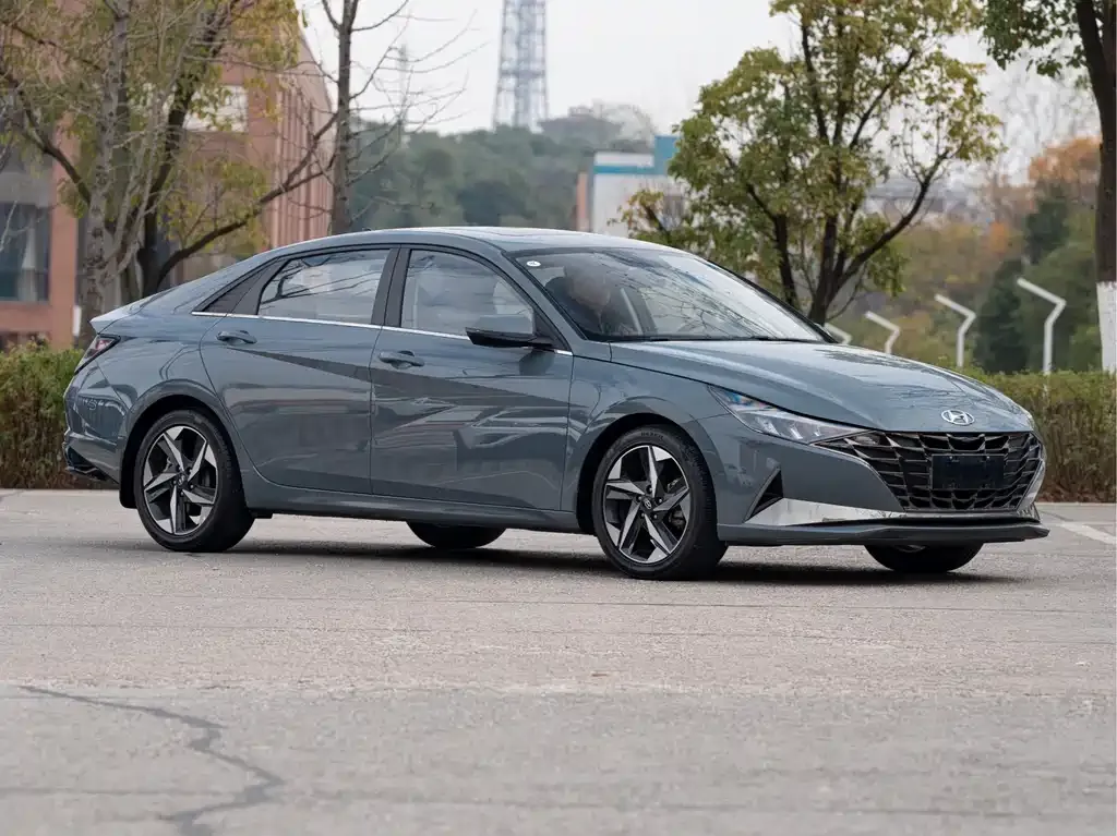 Hyundai Elantra 2023 из CN, фото 5