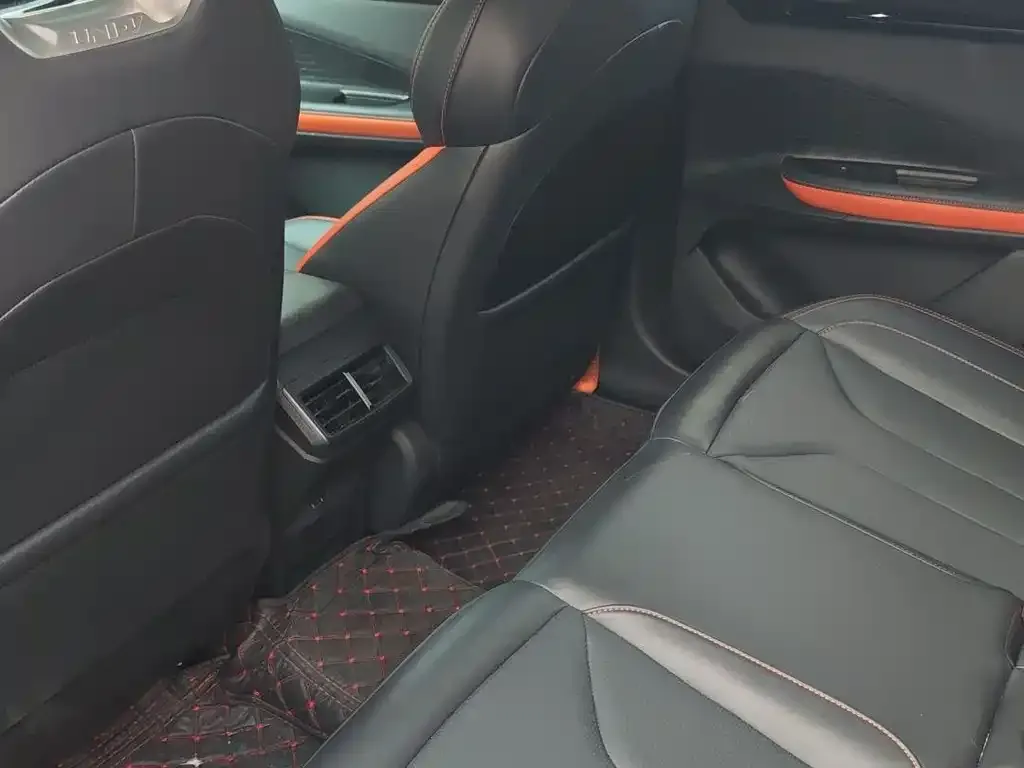 Changan UNI-V 2023 из CN, фото 6