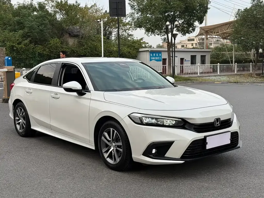 Honda Civic 2023 из CN, фото 3