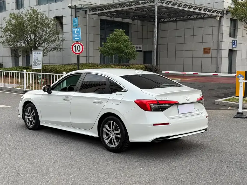 Honda Civic 2023 из CN, фото 5