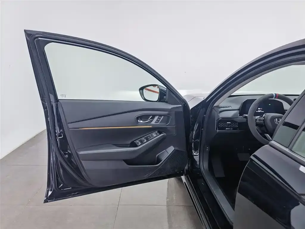 Honda Accord New Energy 2025 из CN, фото 3
