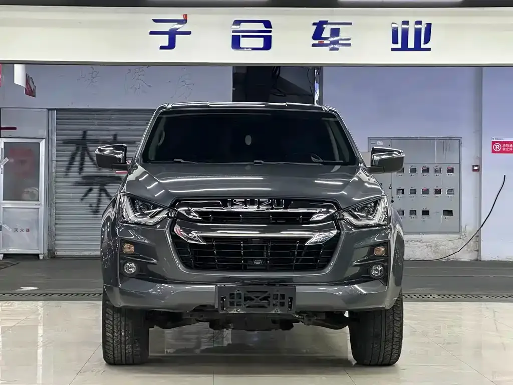 Isuzu D-MAX 2022 из CN, фото 2