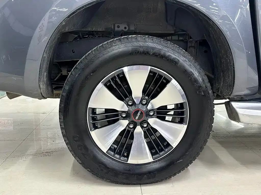 Isuzu D-MAX 2022 из CN, фото 7