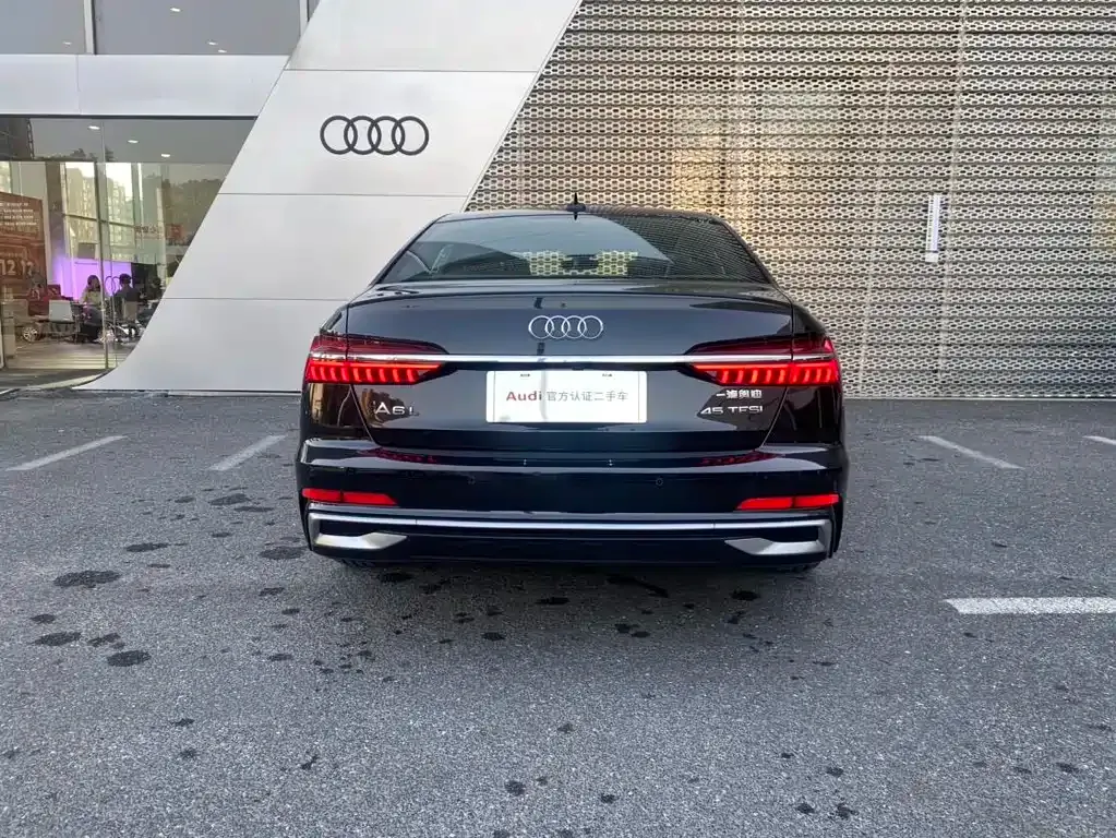 Audi A6L 2024 из CN, фото 9