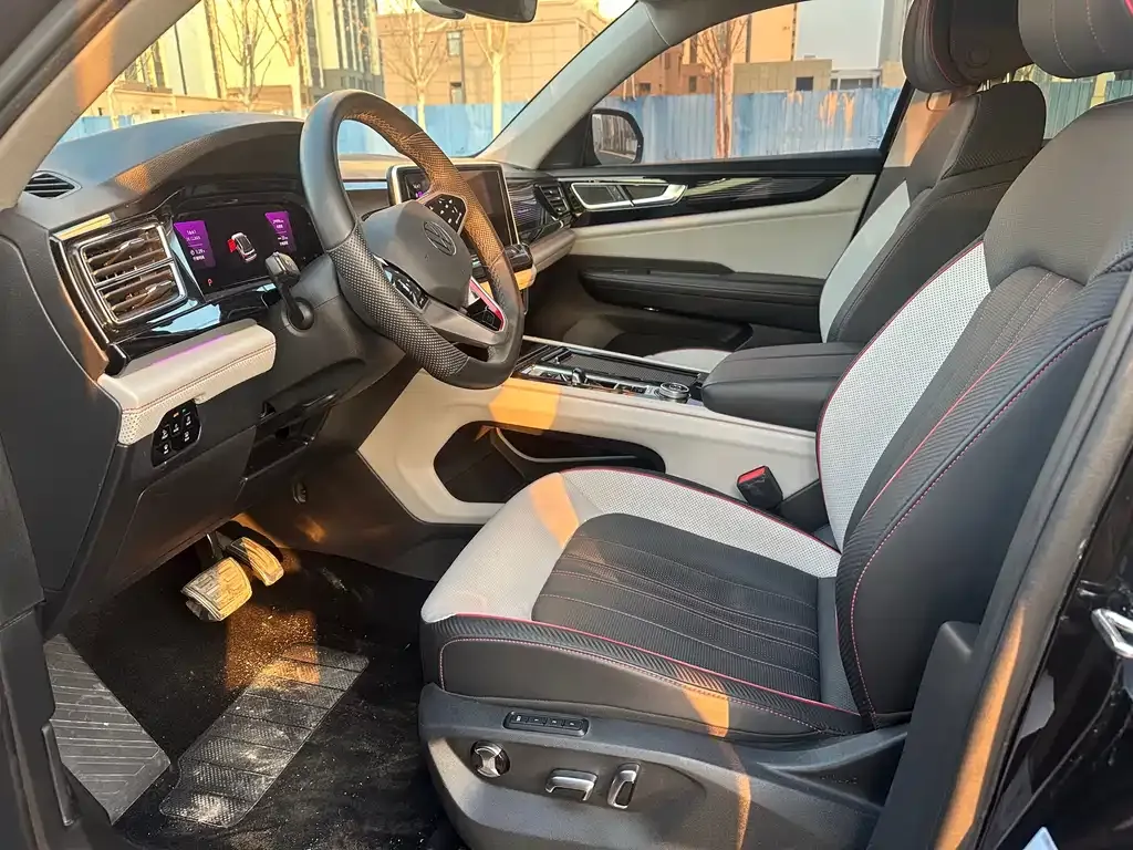 Volkswagen Teramont 2025 из CN, фото 3