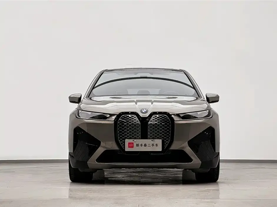 BMW iX M60 2024 из CN, фото 4