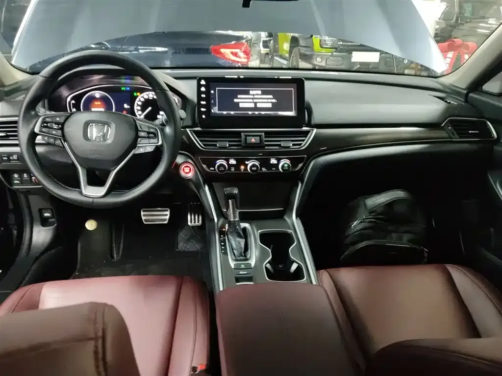 Honda Accord 2022 из CN, фото 10