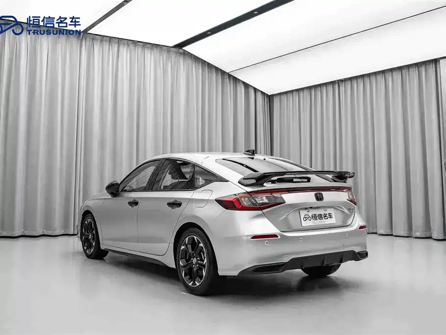 Honda Civic 2023 из CN, фото 5