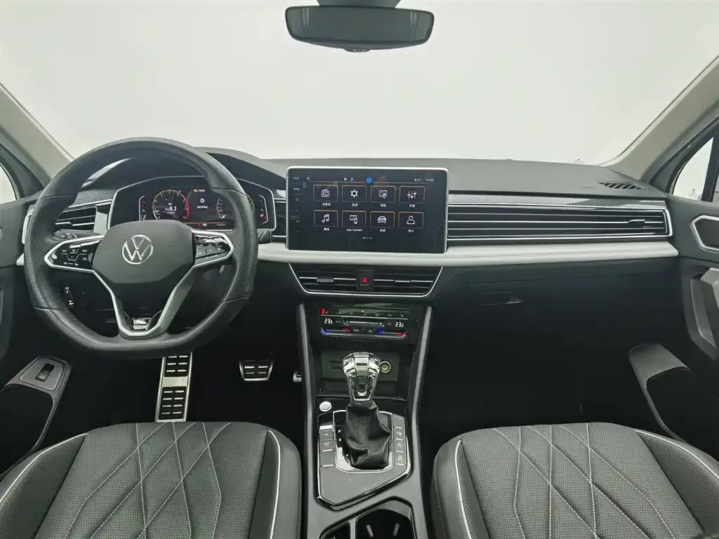 Volkswagen Tiguan L 2023 из CN, фото 8