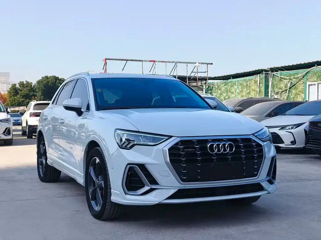 Audi Q3 2021 из CN, фото 10