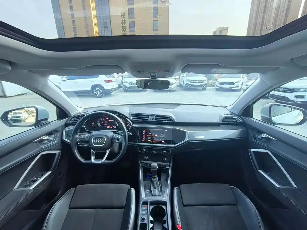 Audi Q3 2021 из CN, фото 6